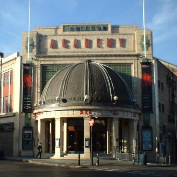 Cinco Discos Para Conhecer: Templos do Rock – Brixton Academy